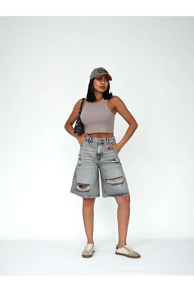 Zeo Basic Women's Bermuda Gray Ripped Detailed Denim Shorts