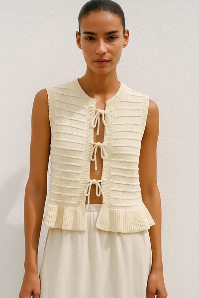 HAKKE Front Tie Knitwear Vest