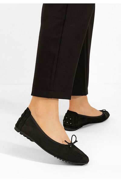 B T Shoes Amania women's black ballet flats