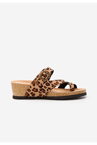 B T Shoes Wandana V2 leopard platform slippers
