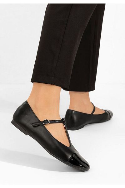 B T Shoes Women's black Nubina ballet flats