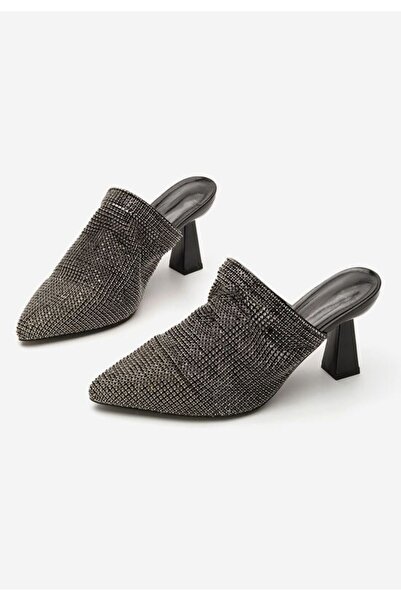 B T Shoes Elegant women's slippers Vanelsa black