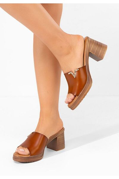 B T Shoes Kelie camel chunky heel slippers