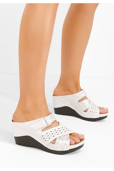 B T Shoes White Daysi platform slippers