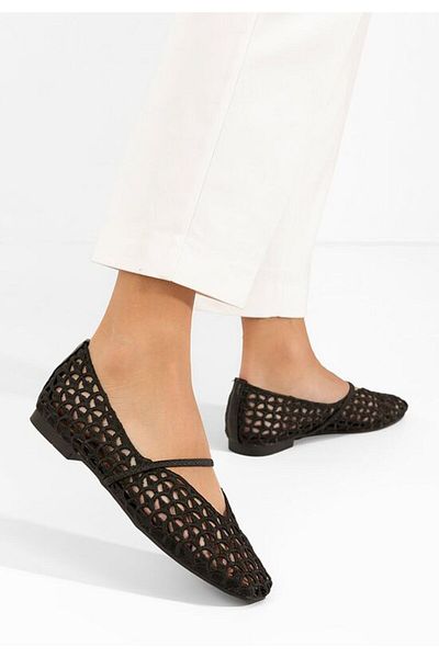 B T Shoes Women's Audry black ballet flats