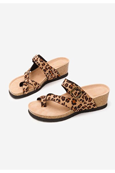 B T Shoes Wandana V2 leopard platform slippers