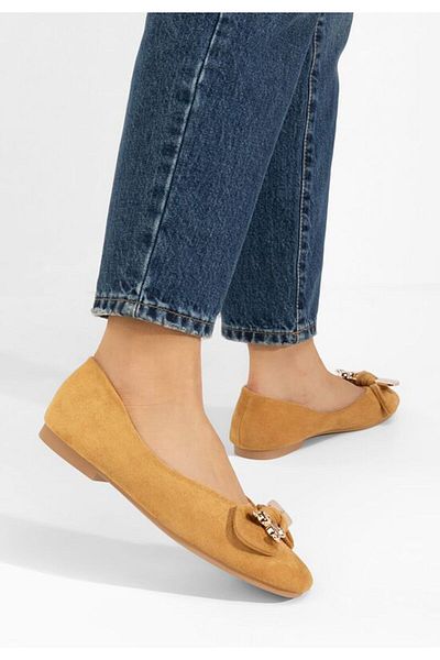 B T Shoes Women's ballet flats Bethania camel