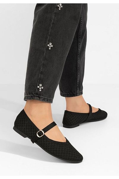 B T Shoes Leslee women's black ballet flats