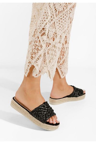 B T Shoes Zocca women's black beach slippers