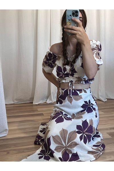 Moda Lounge Comfortable Fit Crop and Skirt Bottom Top Set