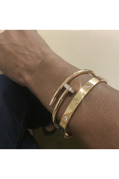 ElectraStore Set of 2 Luxury LOVE Bracelets + CUI Crystal