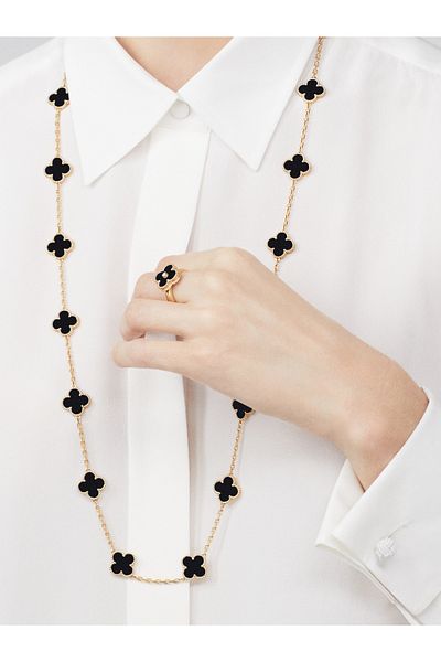 ElectraStore Alhambra Necklace With 20 Black Floral Motifs