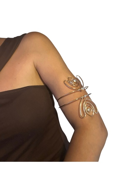 Be Best سوار بازو نسائي ذهبي اللون بنمط عرقي BE115