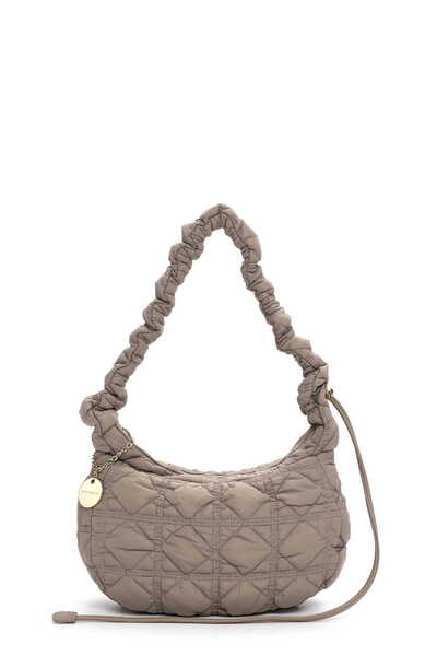 Emily & Noah Beutel E&N Hale