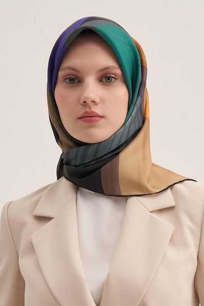 Aker Eșarfă din satin creponat de mătase cu modele geometrice - Sura - 8993701 - 311