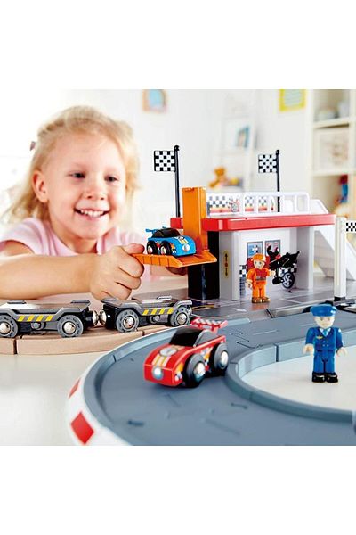 Hape Set curse track
