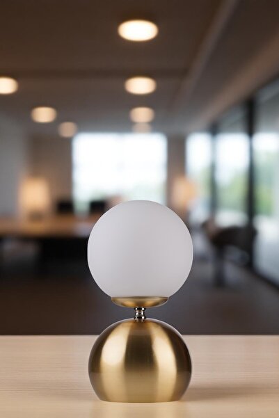 Lumexx OLİVER ESKİTME KAPLAMALI BEYAZ CAMLI MASA LAMBASI