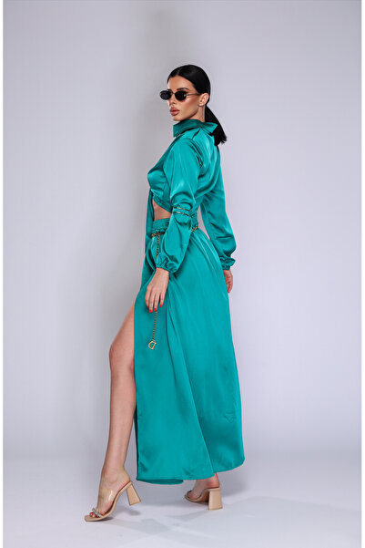 Pretty Summer outfit consisting of top and skirt