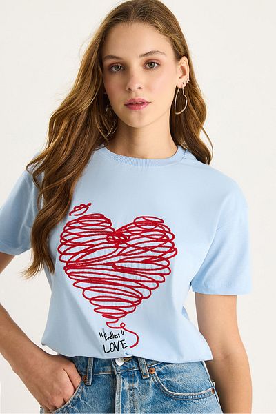 Bianco Lucci Women's Cotton Short Sleeve Crew Neck Heart Embroidered T-Shirt 60602028