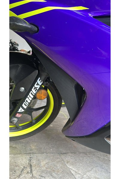 Motiker Yamaha YZF-R25 2014*2018 Uyumlu Ön Plastik Üzeri Karbon Desen Folyo S...