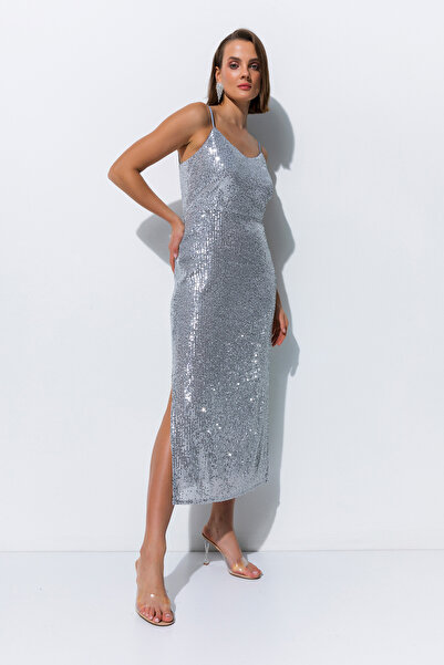 Miss Lilium İnce Askılı Payet İşlemeli Yırtmaç Detaylı Elbise