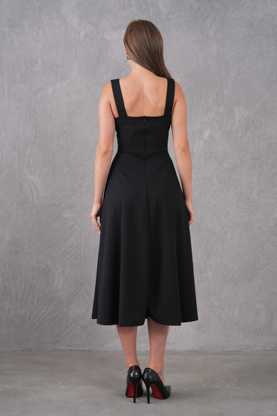 bayansepeti Women's Crepe Fabric Square Neck Thick Strap Flared Black Midi Dress 77141