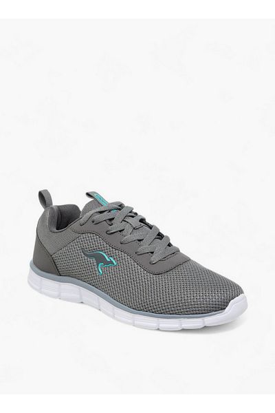 Kangaroos حذاء رياضي نسائي مزين بشعار مع رباط للإغلاق