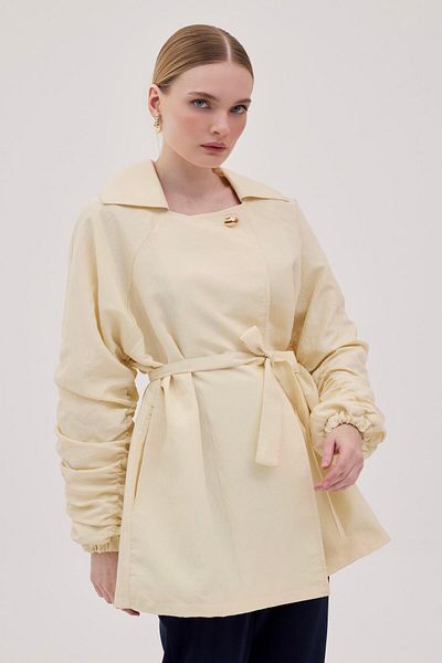 BİNAAR Sleeve and Back Drawstring Jacket Pearl