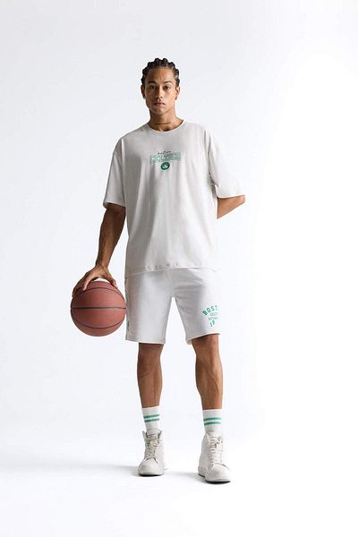 DeFacto Defactofit Nba Boston Celtics Oversize Wide Fit Crew Neck Back Printed Short Sleeve T-Shirt E586