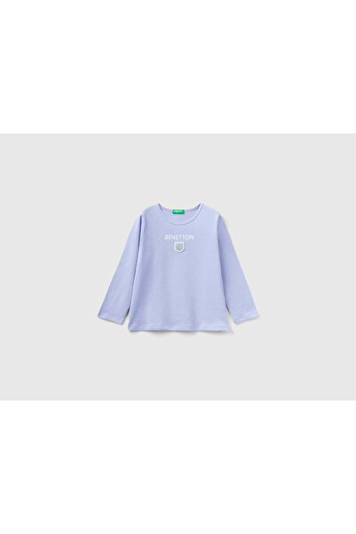 United Colors of Benetton تي شيرت بناتي من القطن العضوي بطبعة لامعة