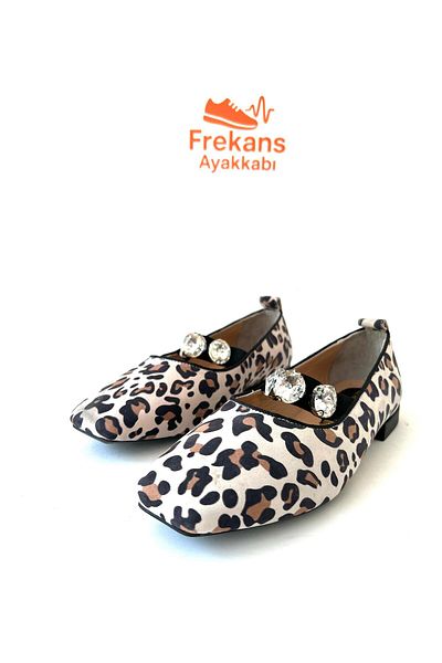 NEWGÜLTEKİN Genuine Lepar Patterned Round Nose Black Elastic Flat Soles Are a Ballet That Provides Confort