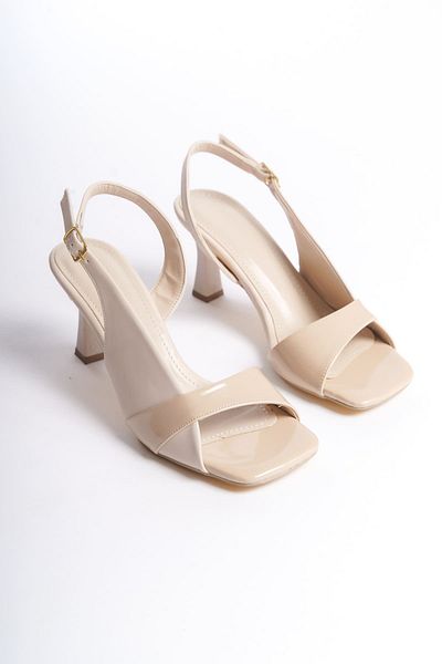 MarjinalTrendim Klein Women's Beige Patent Leather Detailed Heeled Sandals
