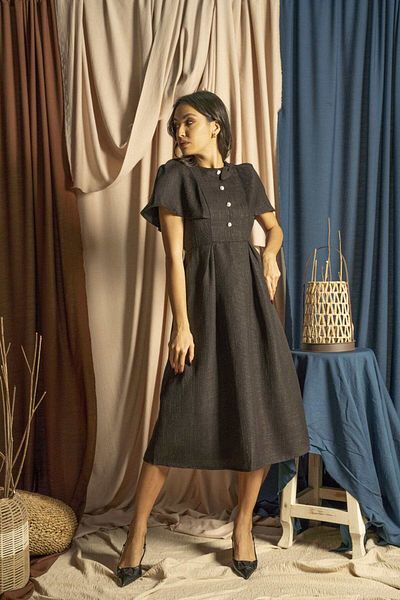 Nichii Women's Midi Dress in Wool with Butterfly Sleeves