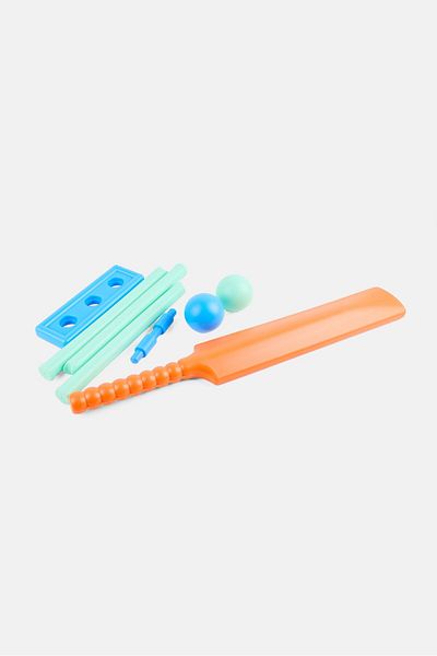 Ton O' Fun 8 Pieces Backyard Cricket Set
