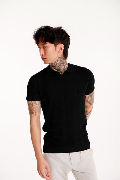 The Champ Clothing Ανδρικό μαύρο πλεκτό μπλουζάκι με γιακά πόλο – κοντό μανίκι, μοντέρνα λεπτή εφαρμογή, καλοκαιρινό μοντέλο με πλεκτή υφή