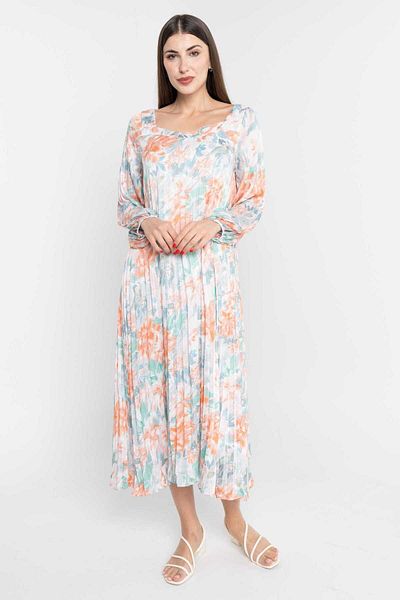 Nichii Pleated Long Sleeve Midi Dress