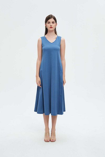 Nichii Women's Sleeveless Midi Dress with Pockets