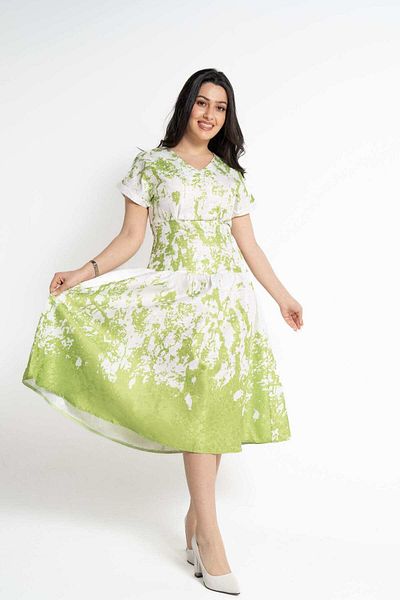 Nichii Short Sleeve Printed Green Midi Dress
