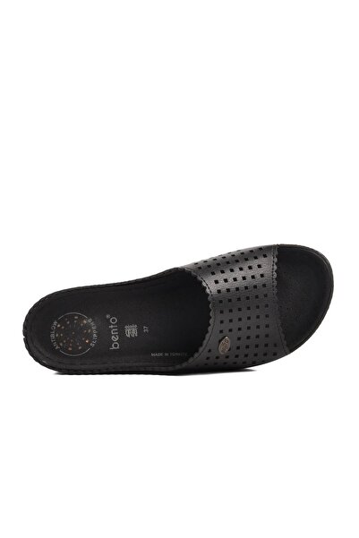 AYK'S Black Women's Slippers 15.034 Z