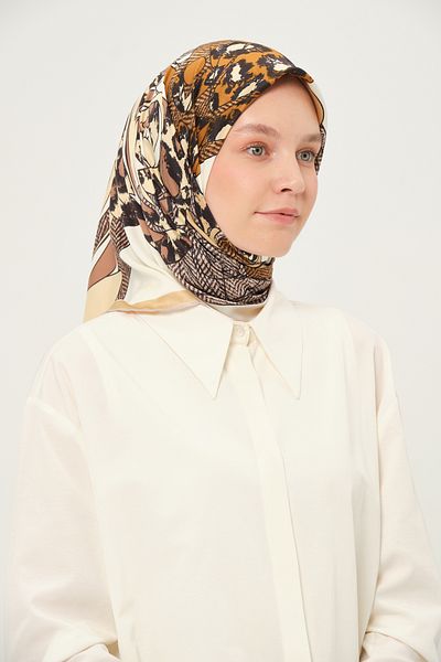 Madame Polo Printed Rayon Scarf Multicolor Wrinkle-Free Patterned