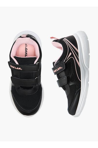 Oaklan by Shoexpress Logo Print Sports Shoes with Hook and Loop Closure