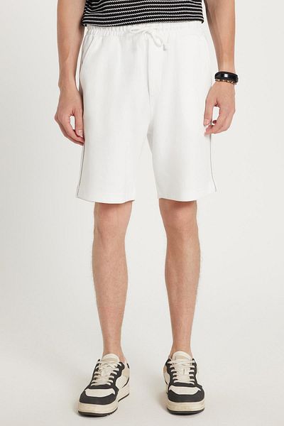 Tudors Men's Regular Fit Classic Cut Waist Lace-Up 3 Pocket Striped White Shorts