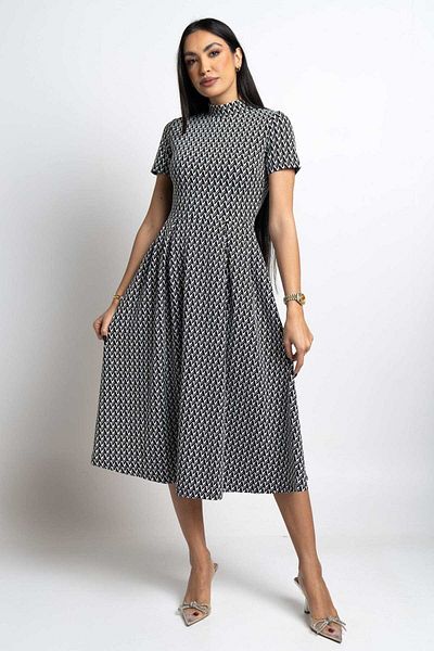 Nichii Women's Short Sleeve Midi Dress with Fitted Waist and Print