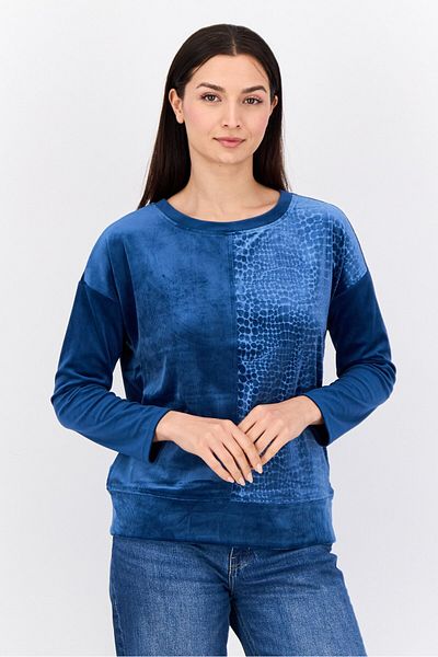 Cable&Gauge Women Round Neck Long Sleeve Animal Print Sweatshirt, Blue