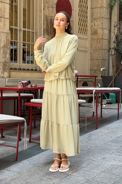 Birgül Bektaş Green Tie Detail Chiffon Skirt Set