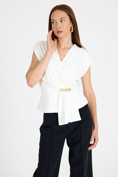 Rays Ecru Accessory Detailed V-Neck Drape Blouse 251178