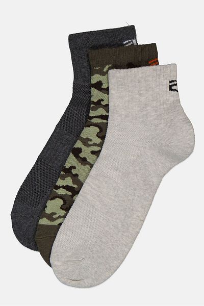 Tapout Men 3 Pairs Camouflage Hiking Quarter Socks, Multicolor