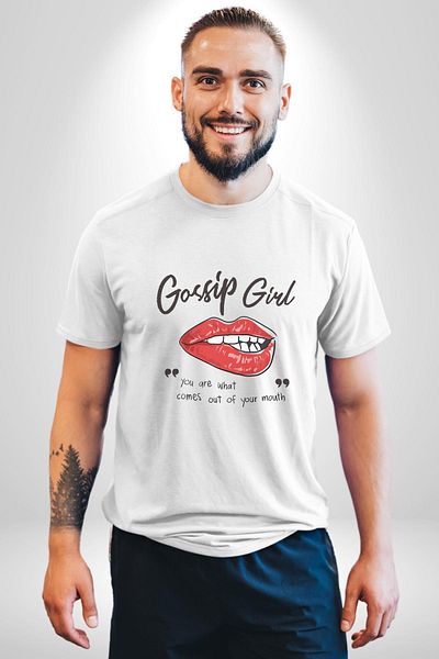 Angemiel تي شيرت Gossip Girl Gossip Girl مطبوع باللون الأبيض كبير الحجم للنساء والرجال مطبوع من الأمام