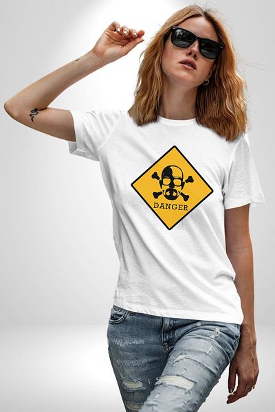 Angemiel تي شيرت مطبوع عليه تصميم تحذير من المخاطر Breaking Bad باللون الأبيض للنساء والرجال مقاس كبير