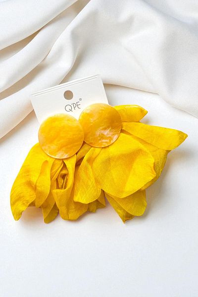 PETEK AKSESUAR Tulle Acrylic Button Earring